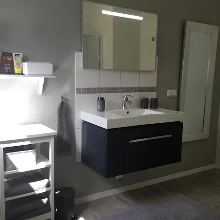 Diamond Ferienwohnung&bed&breakfast *